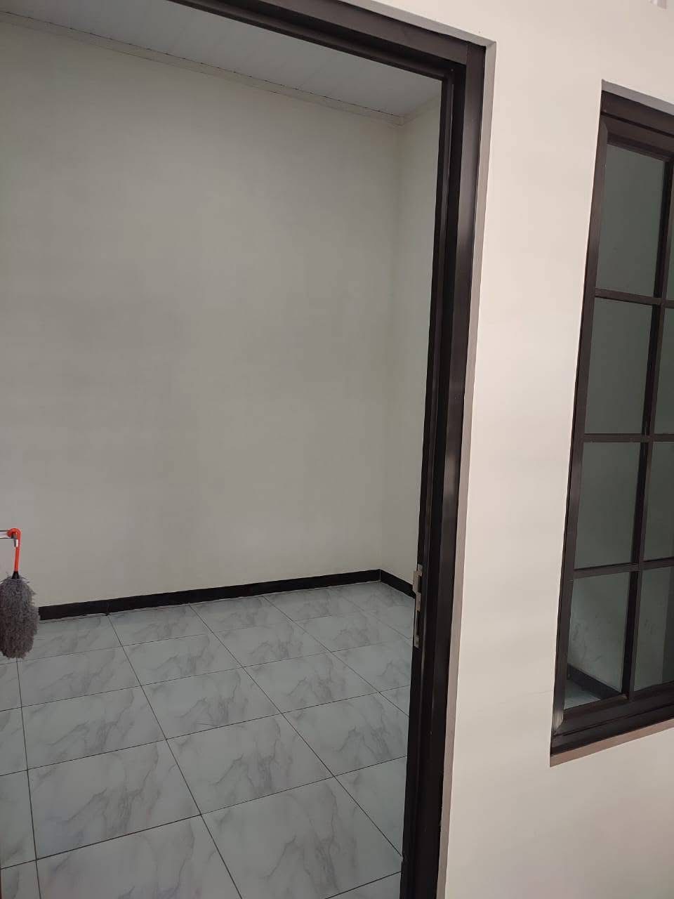 Thumbnail Gambar Tambahan