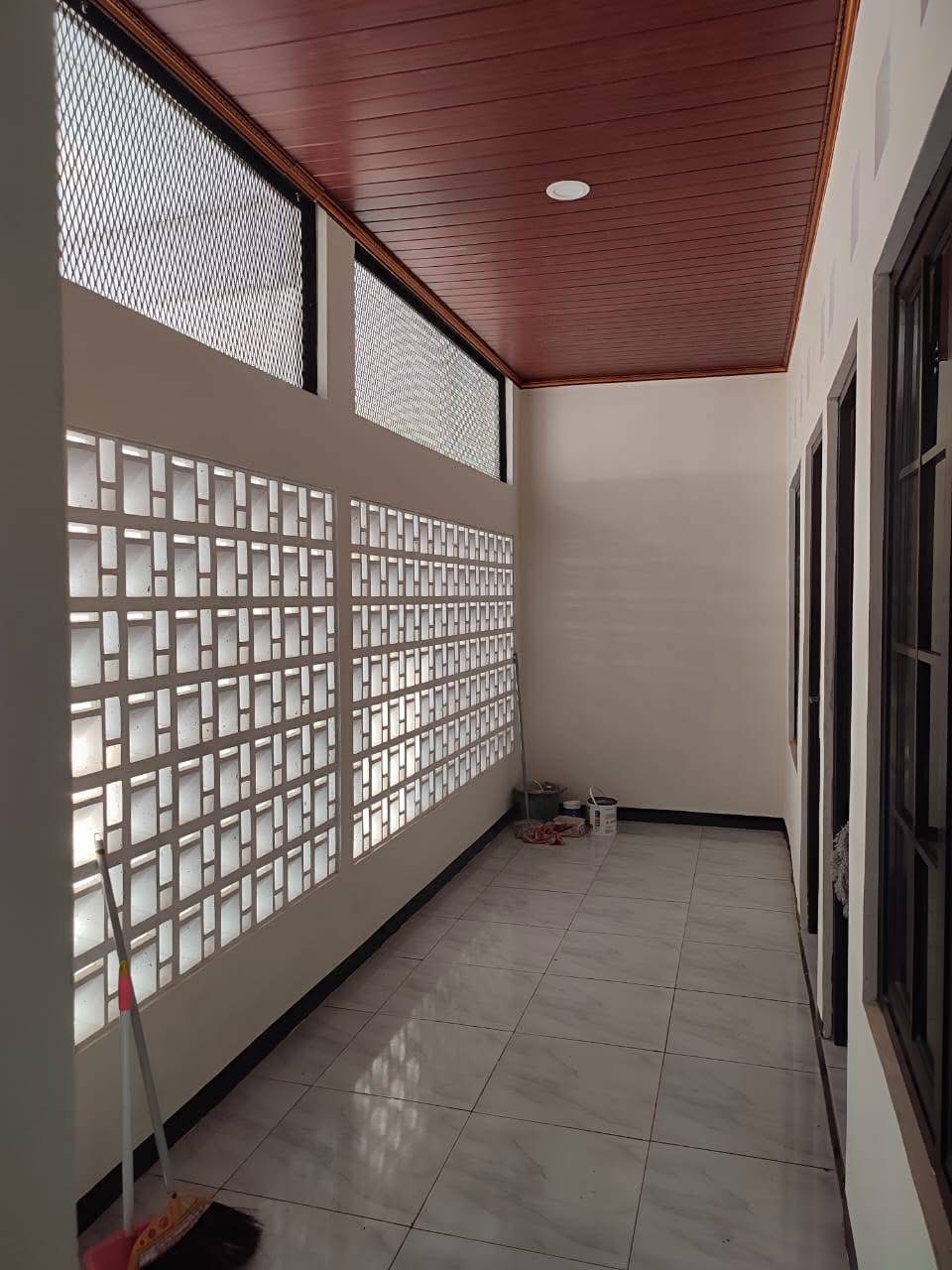 Thumbnail Gambar Tambahan